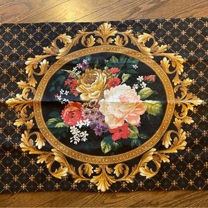 🌹One Standard size Sham cameo black and gold and floral frame design NWOT🌹